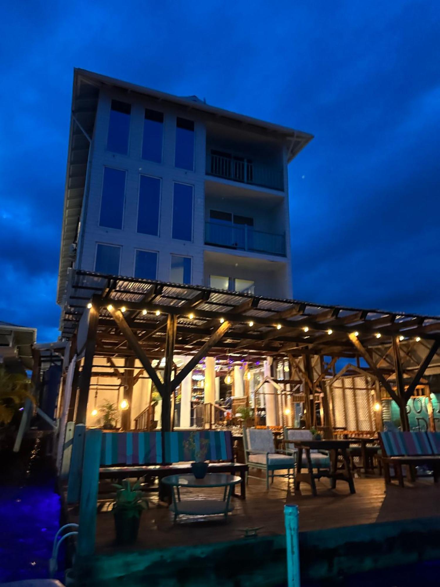Ocean Sky Bocas Hotel Bocas del Toro Exterior photo